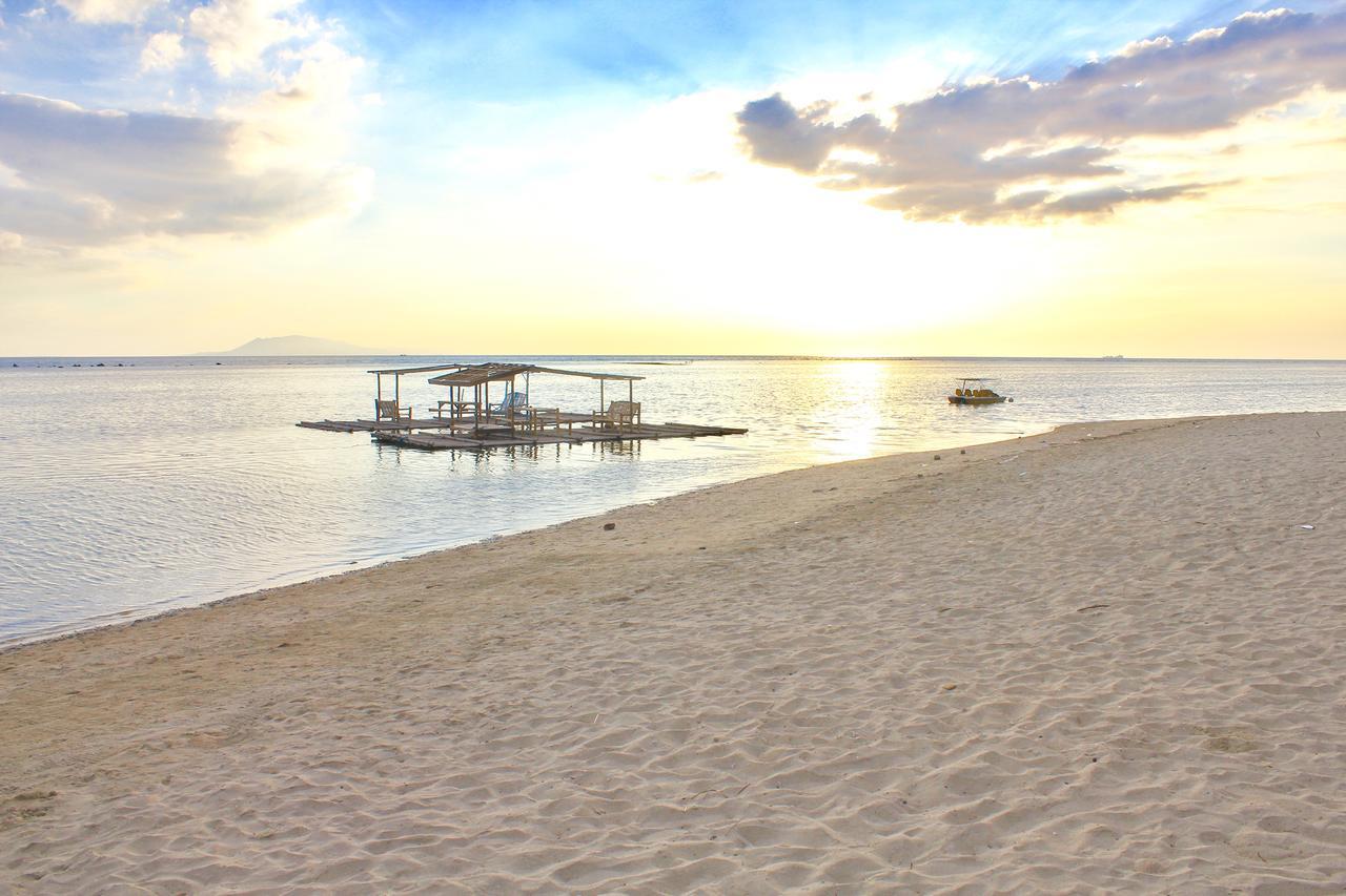 Bella Beach Resort Batangas Lian Exterior photo